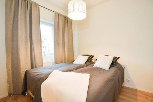 75211-290794-3avjk6hTt1a0eoPTeeQ-yr-2--YOXcs79ZA75M---h49o-66b53795c5a2d-small