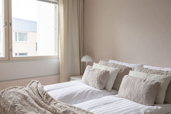 75211-309075-W--yRbaInmFCpA9iu6V9C9VDx3lQRcACyOAFYlvknMCg-66e983ad70c88-small