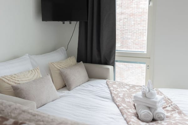 75211-318661-RJMs5XNT1IbJaWDZ--ksMPkOR5AwM-5-PcnoFHBzD5FA-6710f6238aadb-small