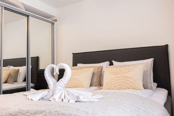 75211-326440-Qhxnexl3xvBZpKAG9RbIrRTlwQna----SDHoBMTlgMGu8-673401b5baeea-small