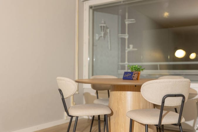 75211-337383-6UnLeOoHCpvwQaWuplJhfbY9L-Y8rLeQmxvBFdqNi0k-67518f2eebc6e-small